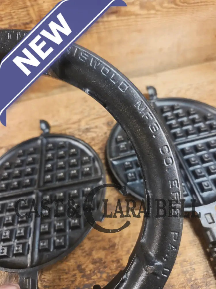 Gorgeous and the biggest made! Hard to Find 1930βs Griswold #9! waffle iron with short base. 316/317 Paddles matching