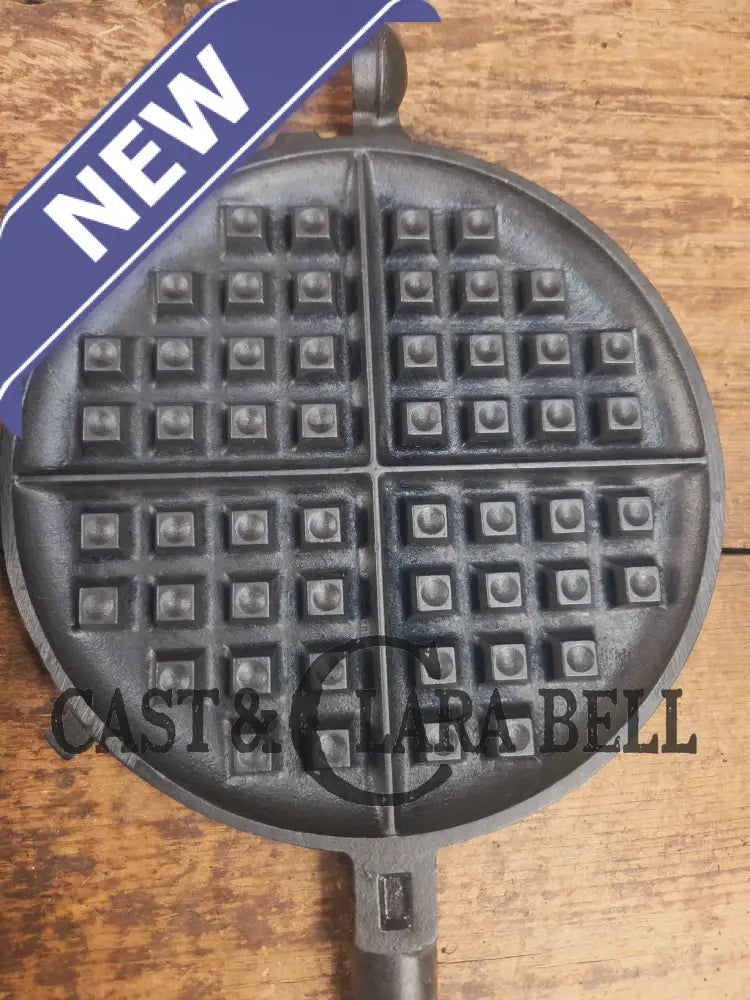 GORGEOUS! Awesome 1920βs Slant Log Griswold #8 Waffle Iron 314/313 with Fully marked Base 327. Ready to make crispy