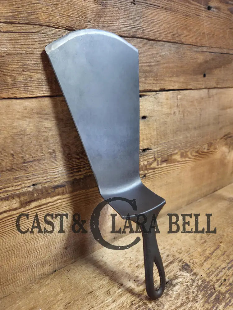 Gorgeous custom made #9 710 A Griswold Cast Iron Spatula. Reclaimed 1910’s Griswold Slant ERIE skillet. Awesome gift