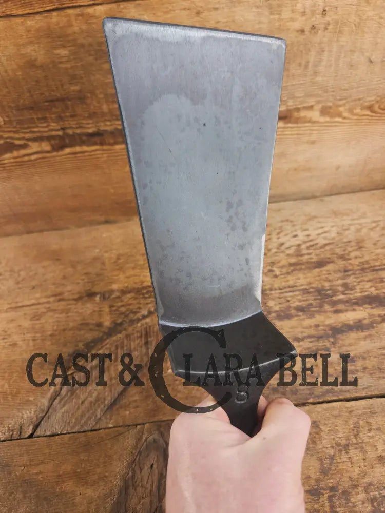 Gorgeous custom made Wagner Cast Iron Skillet Spatula. From a ’Double Logo’ Wagner / National Skillet. AMAZING