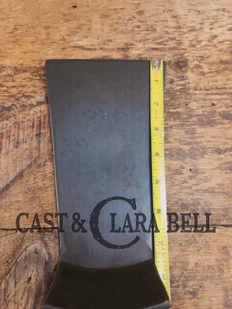 Gorgeous custom made Wagner Cast Iron Skillet Spatula. From a ’Double Logo’ Wagner / National Skillet. AMAZING