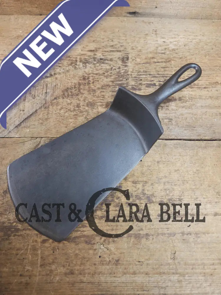 Gorgeous custom made Wagner Cast Iron Skillet Spatula. From an 1800’s ’Double arc’ Wagner Skillet. AMAZING craftmanship