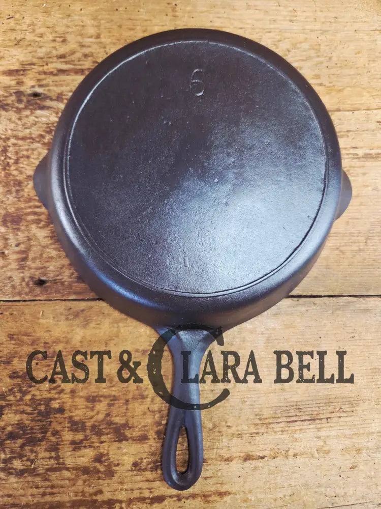 Gorgeous Early 1900’s Lodge #6 Skillet with Single Notch Heat Ring with ’I’ makers mark. Not an easy one to find.