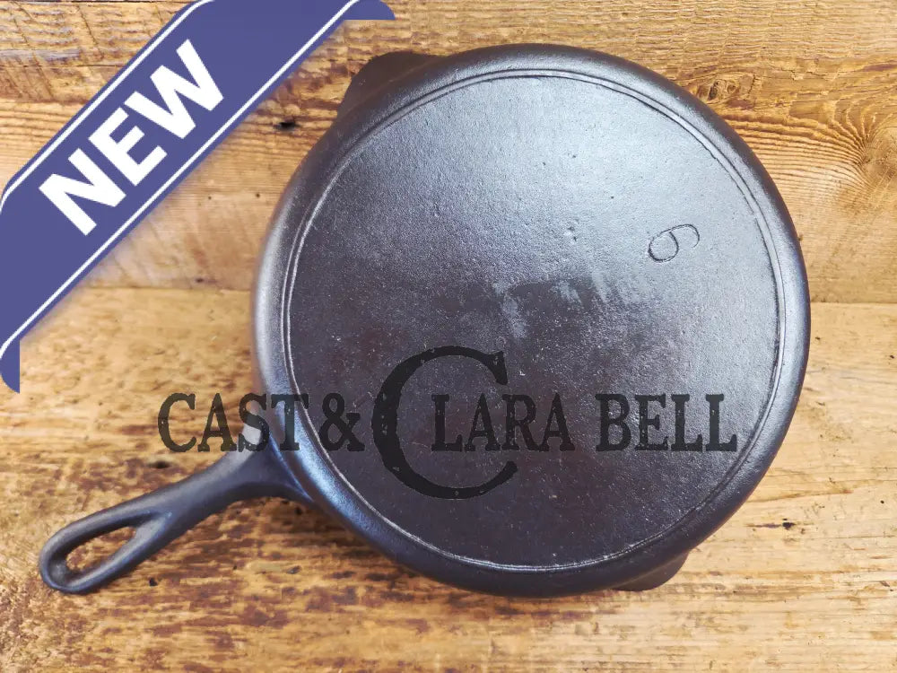 Gorgeous Early 1900’s Lodge #6 Skillet with Single Notch Heat Ring with ’I’ makers mark. Not an easy one to find.