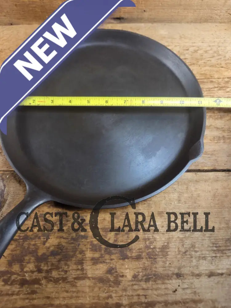 GORGEOUS. Griswold #109 Cast Iron Skillet Griddle with Small Block Logo 202 Bakeware
