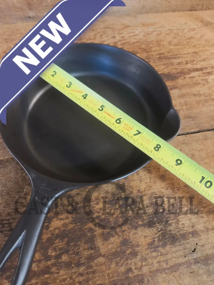 Gorgeous! Griswold No. 5 Cast Iron Skillet with Small Block Logo and Smooth Bottom 724 H - Skillet