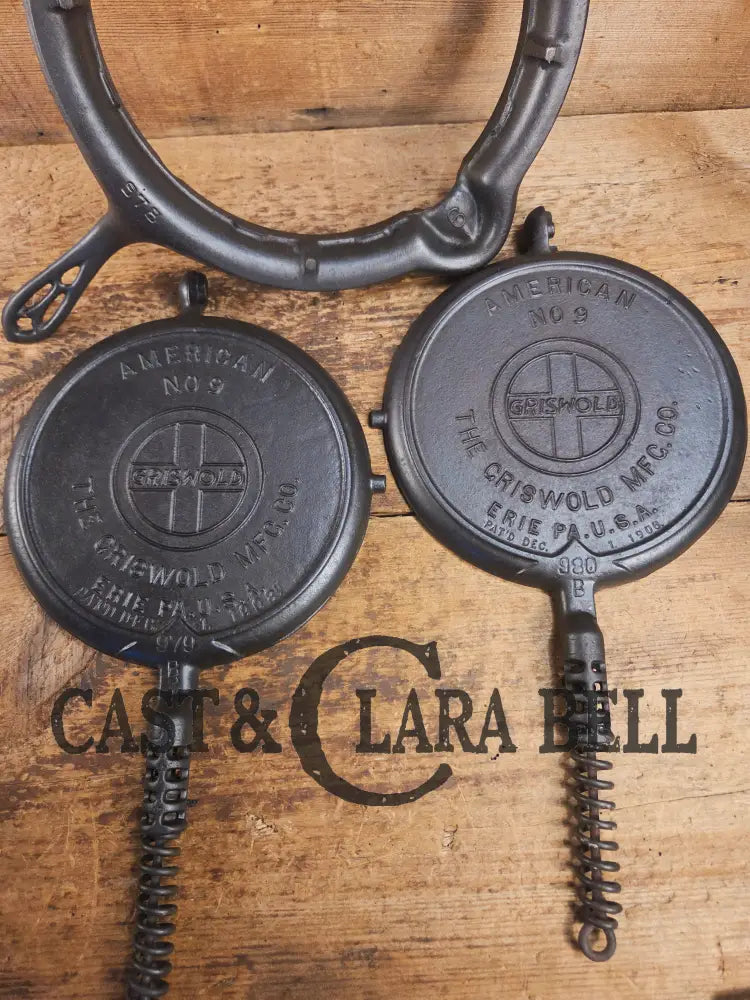 Gorgeous! Hard to Find 1930’s Griswold #9 waffle iron with short base. Paddles 979/980 Base 978 Waffle Iron