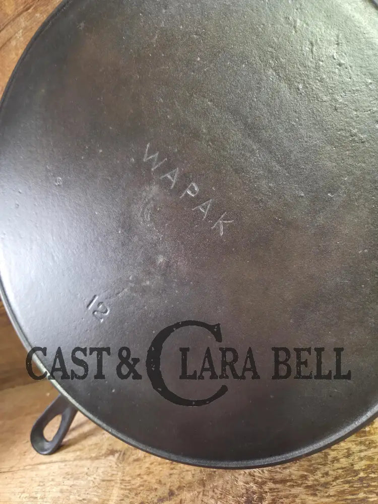 GORGEOUS! Hard to find huge #12 Wapak straight block bacon skillet w/ Wagner Arc Ghost mark. One of a kind piece for