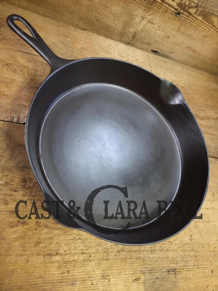 GORGEOUS! Hard to find huge #12 Wapak straight block bacon skillet w/ Wagner Arc Ghost mark. One of a kind piece for