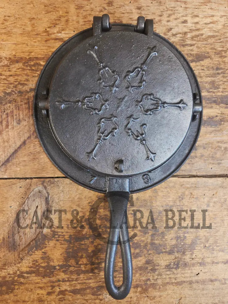 Gorgeous! Mid 1800’s #8-9 Decorative A&J Cox Inc Philadelphia PA cast waffle iron - Waffle Iron