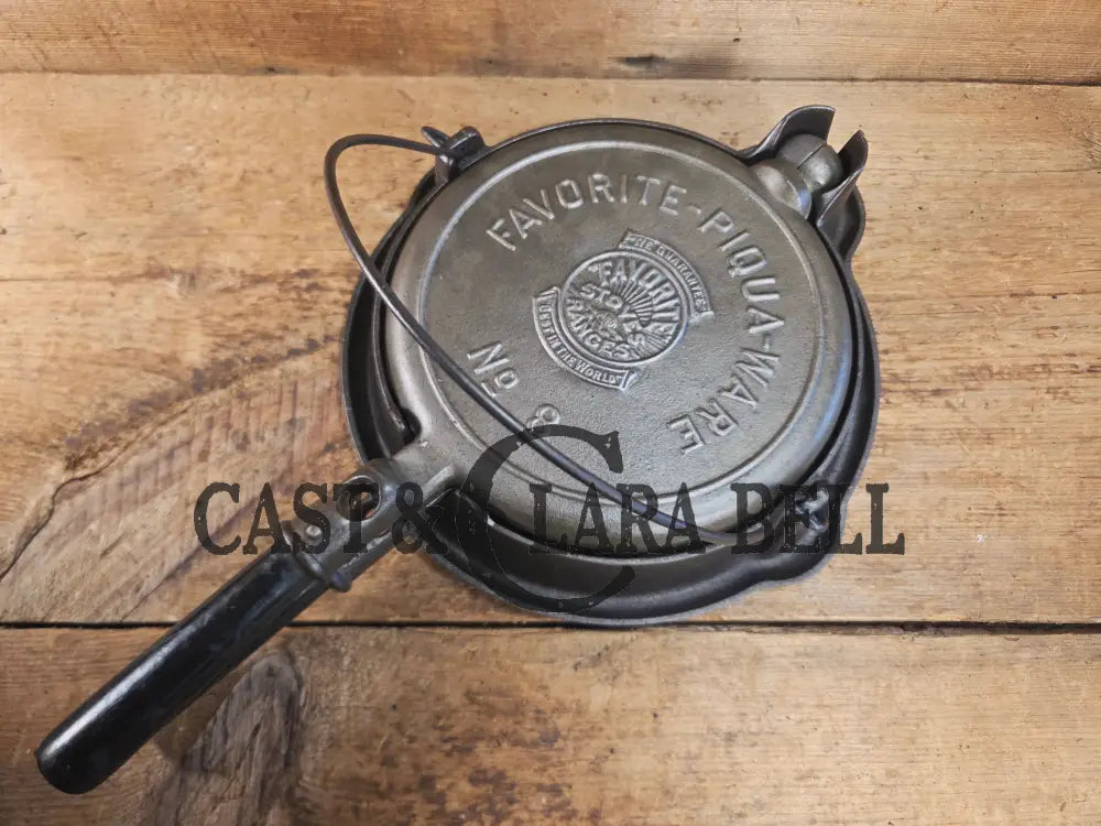 Gorgeous original complete Favorite Piqua tall base waffle iron. Est 1920βs and makes crispy waffles! (Copy) Waffle Iron