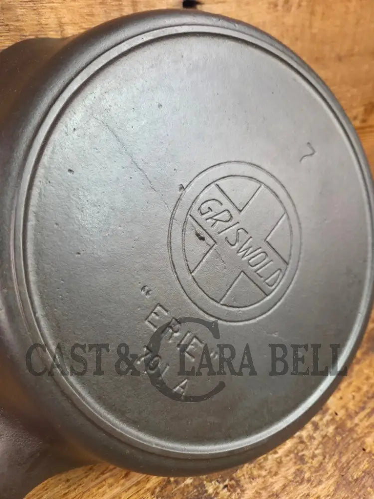 Gorgeous!! Very early 1910’s Griswold #7 Skillet with Heat Ring and Large Slant Logo ’Erie,’ 701 A Skillet