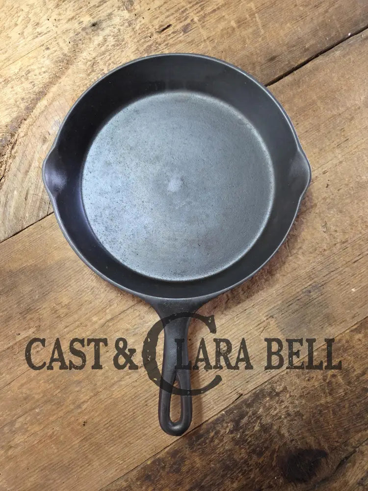 Gorgeous! Wagner’s National 8 Cast Iron Skillet ’8c’. Circa 1920’s beautiful vintage daily user Skillet