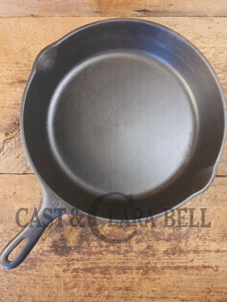Great all around pan! 1930’s Big Wagner #10 Skillet 11 3/4 inch skillet Made in USA - Skillet