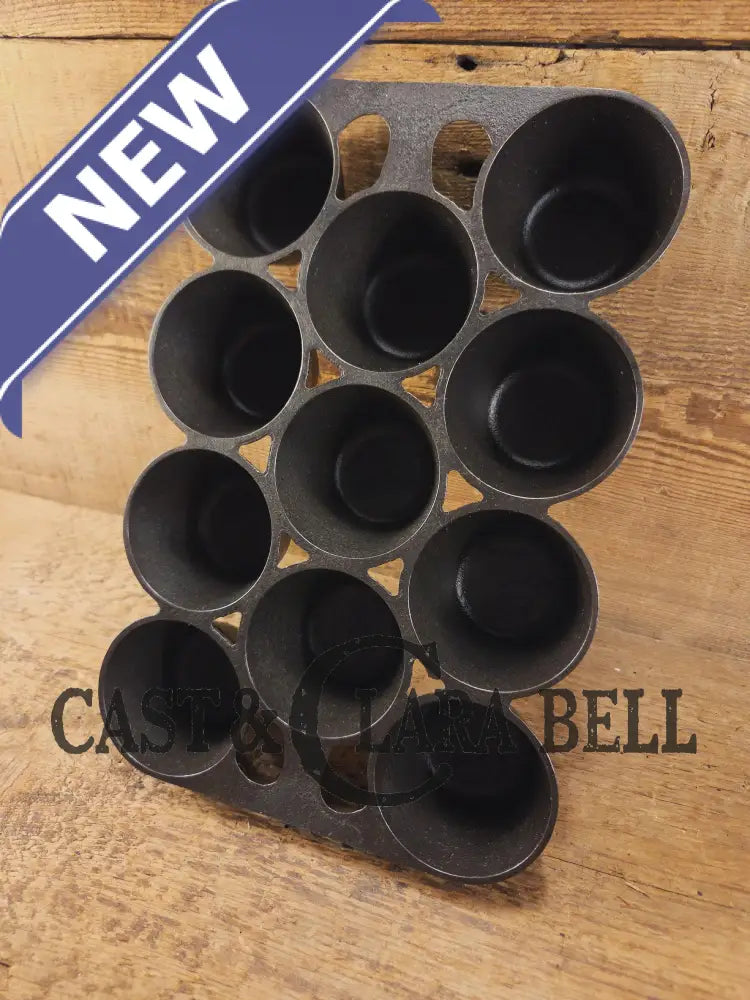 Great collectors piece! Griswold made Sears and Roebuck & Co. ’Best Made’ No. 10 Popover pan. Very cool! Bakeware