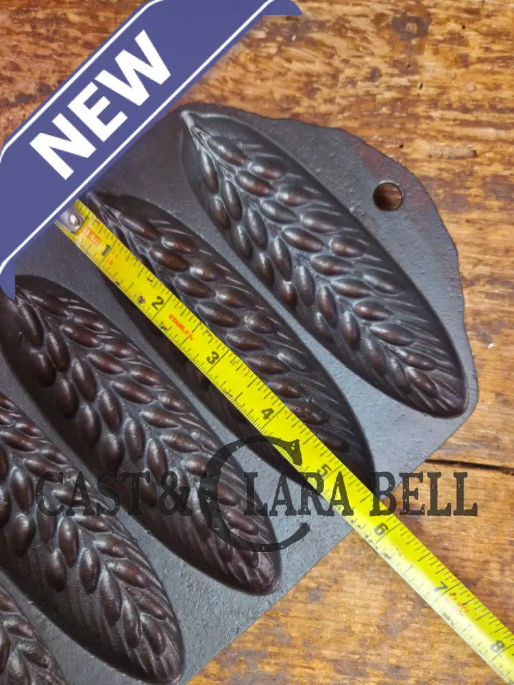 Great collectors piece! Griswold made Sears and Roebuck & Co. ’Best Made’ No. 273 Wheat Corn Stick Pan Bakeware