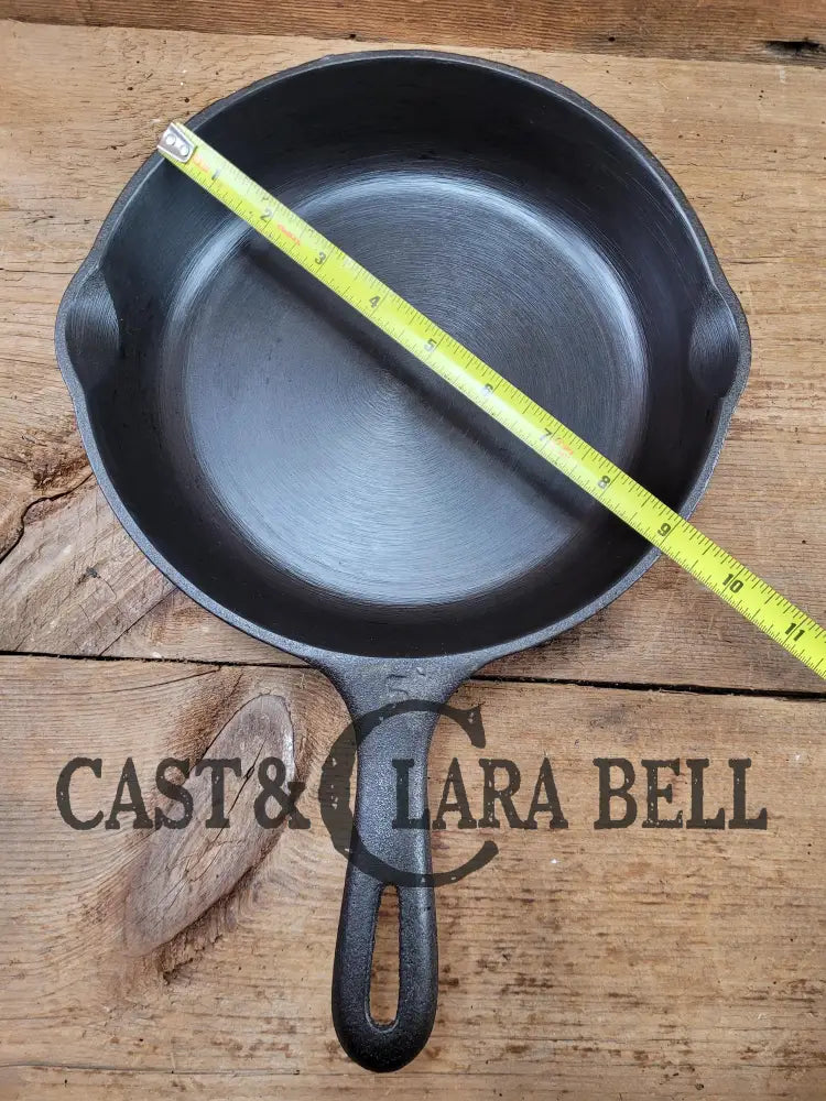 Great Daily User! 1950βS Wagner Ware #6 Skillet With Smooth Bottom And Stylized Logo. Perfect For