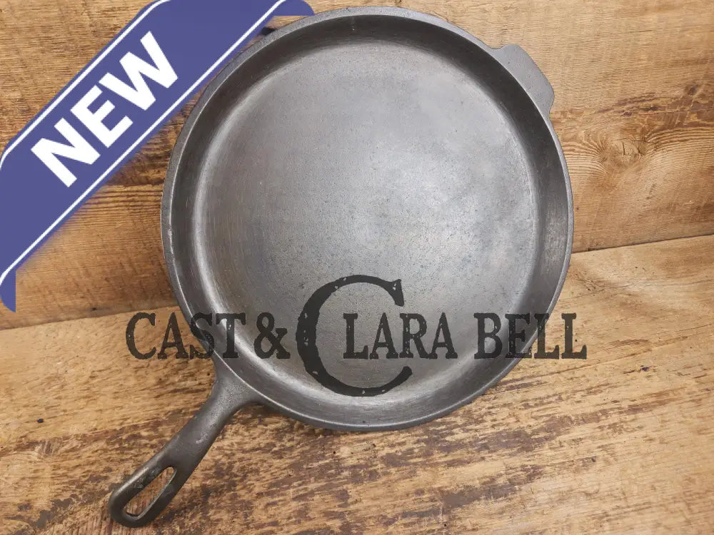 Great daily user! 1950βs Wagner Ware Skillet Griddle. 11 1/4 Inches. Perfect for grilled cheese nachos and more.