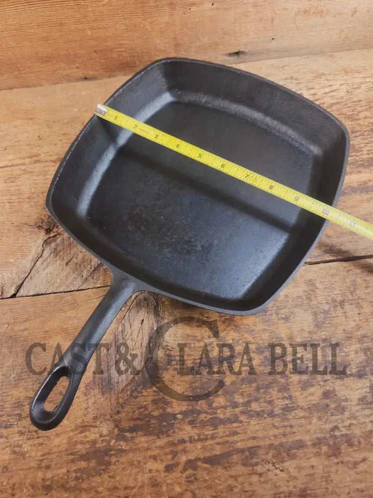 Great daily workhorse! 1950’s era Birmingham (BSR) Stove & Range cast iron square fryer skillet SC24 - Skillet