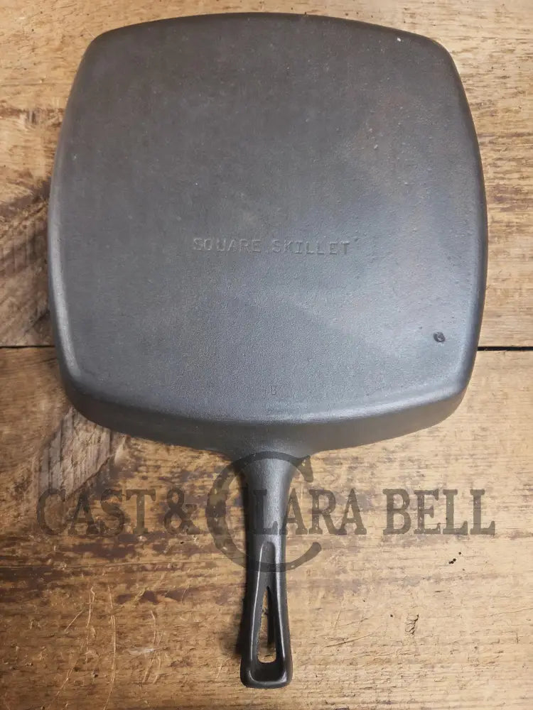 Great daily workhorse! Large #9 1950’s era Birmingham (BSR) Stove & Range cast iron square fryer skillet. SC24 Skillet