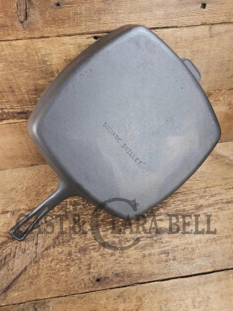 Great daily workhorse! Large #9 1950’s era Birmingham (BSR) Stove & Range cast iron square fryer skillet. SC24 Skillet