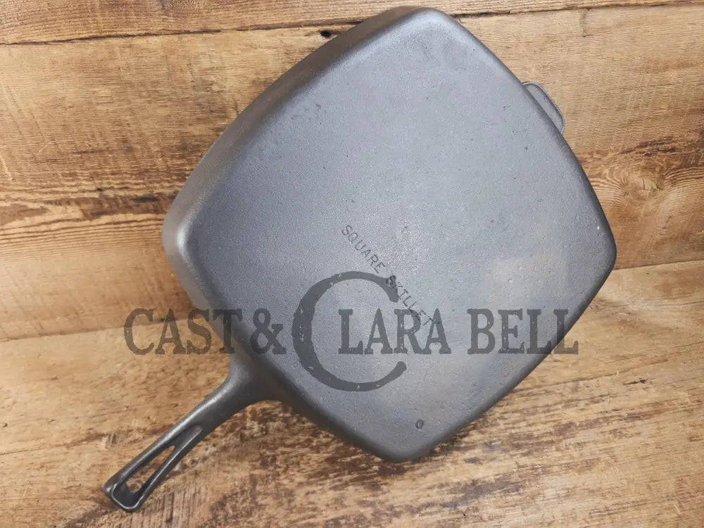 Great daily workhorse! Large #9 1950’s era Birmingham (BSR) Stove & Range cast iron square fryer skillet. SC24 Skillet