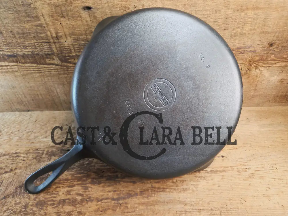 GREAT everyday skillet! Big 1930’s era Griswold #9 Cast Iron Skillet with Small Block Logo 710 Skillet