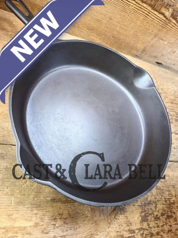 GREAT everyday skillet! Big 1930’s era Griswold #9 Cast Iron Skillet with Small Block Logo 710 E