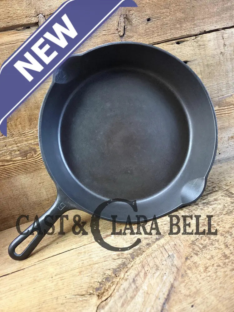 GREAT everyday skillet! Big 1930βs era Griswold #9 Cast Iron Skillet with Small Block Logo 710 E
