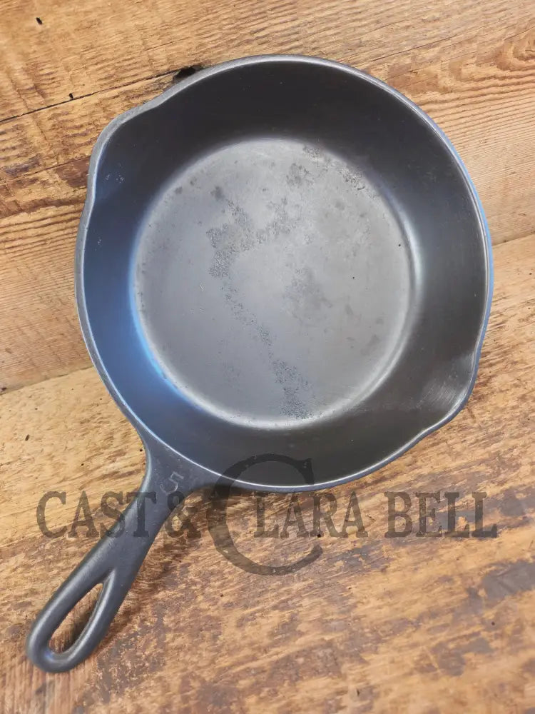 Great first pan! 1930’s Wagner #5 Skillet with Stylized Logo 1055 - Skillet