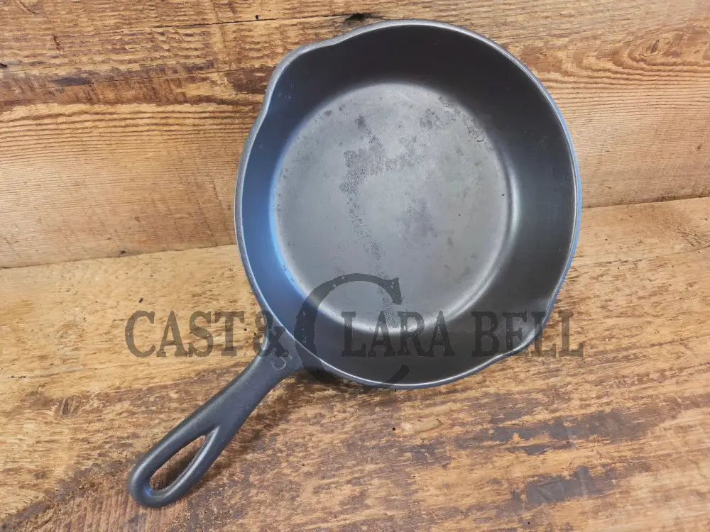 Great first pan! 1930’s Wagner #5 Skillet with Stylized Logo 1055 - Skillet