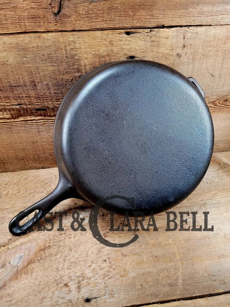 Great First Pan! 1940βS Wagner #8 Cast Iron Deep Skillet 10 1/2 Inch Skillet. Chicken Fryer Sc24