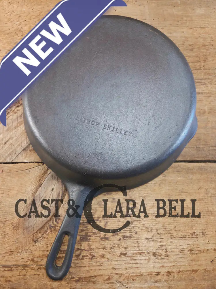 Great first pan! 1940βs Wagner #8 Cast Iron Skillet 10 1/2 inch Skillet Skillet