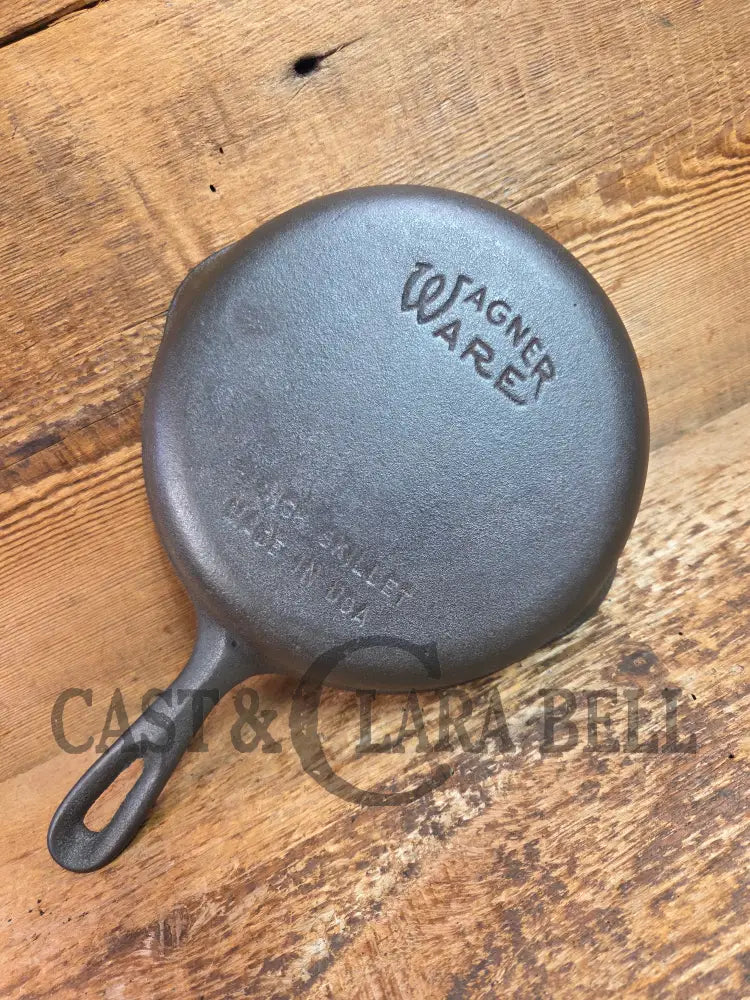 Great gift! 1950’s Era Stylized Wagner #5 Cast Iron Skillet 8 Inches Great Saute pan! - Skillet