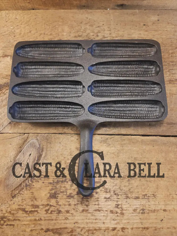 Great Gift and not seen too often! Birmingham Stove & Range βHandy Danβ Corn Stick Pan 74 H Vintage 1950s Bakeware