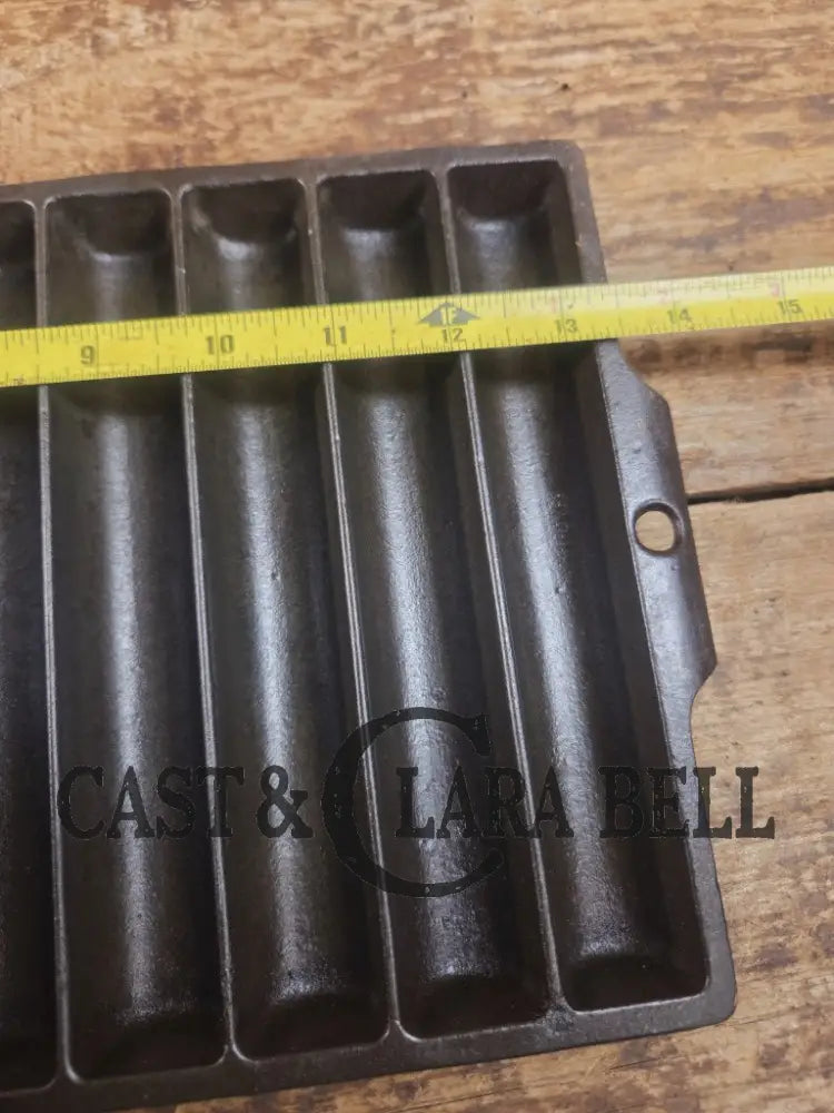 Great gift idea! 1930’s Griswold No. 22 Corn Bread Pan Erie PA USA 954 E Bakeware