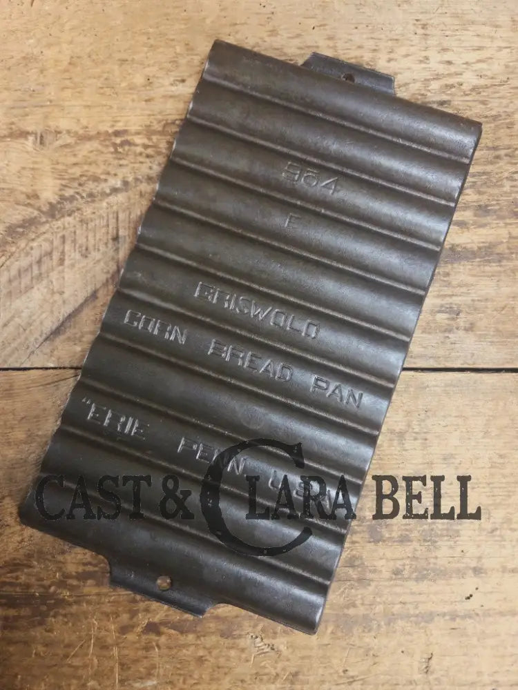 Great gift idea! 1930’s Griswold No. 22 Corn Bread Pan Erie PA USA 954 E Bakeware