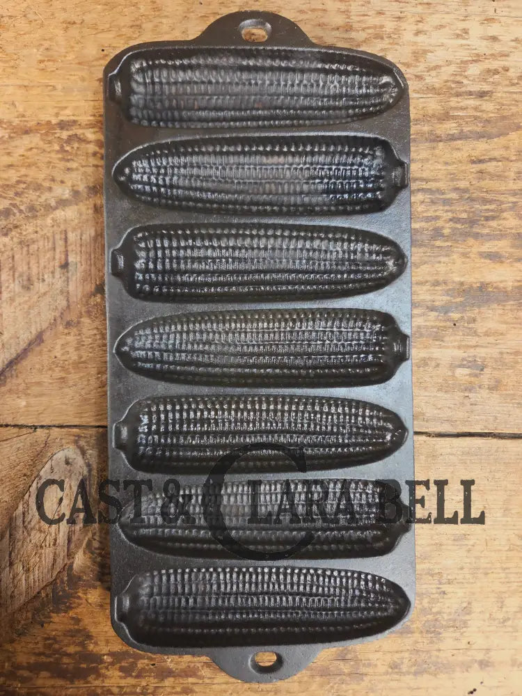 GREAT gift idea! 1930βs Wagner Krusty Korn Kob Junior Stick Pan #1319 C. Makes wonderful bread sticks & cornbread!