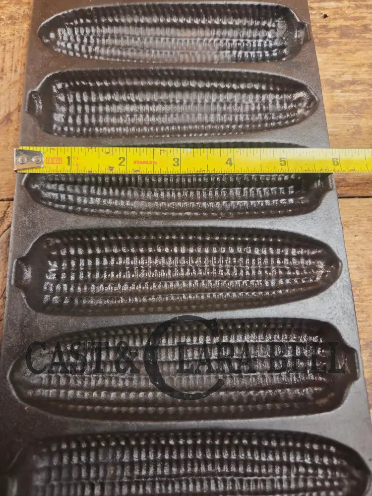 GREAT gift idea! 1930βs Wagner Krusty Korn Kob Junior Stick Pan #1319 C. Makes wonderful bread sticks & cornbread!