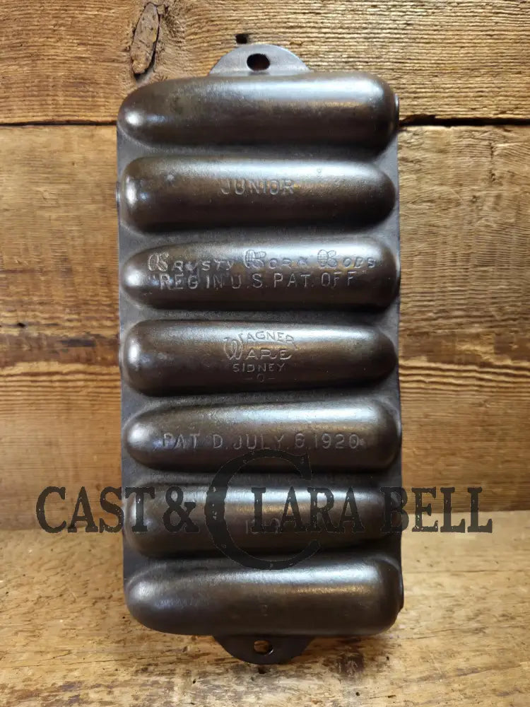 GREAT gift idea! 1930βs Wagner Krusty Korn Kob Junior Stick Pan #1319. Makes wonderful bread sticks & cornbread! SC24