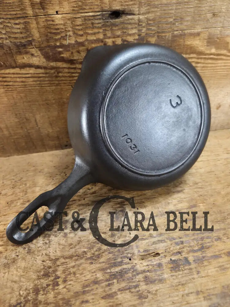 Great gift idea! 1940’s Griswold Iron Mountain #3 Cast Iron Egg Skillet with Heat Ring 1031 Skillet