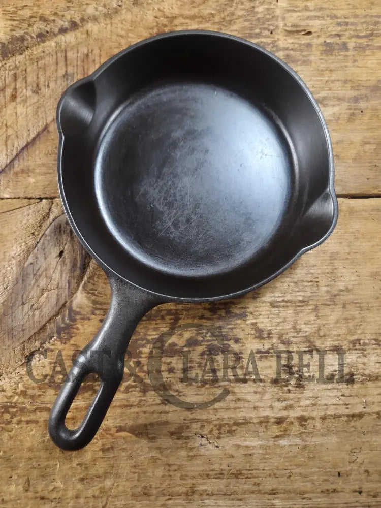 Great gift idea! 1940βs Griswold Iron Mountain #3 Cast Iron Egg Skillet with Heat Ring 1031 Skillet