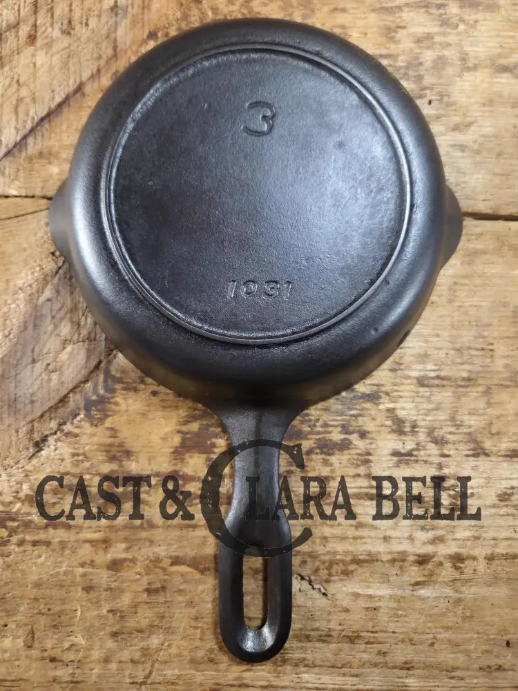 Great gift idea! 1940’s Griswold Iron Mountain #3 Cast Iron Egg Skillet with Heat Ring 1031 Skillet