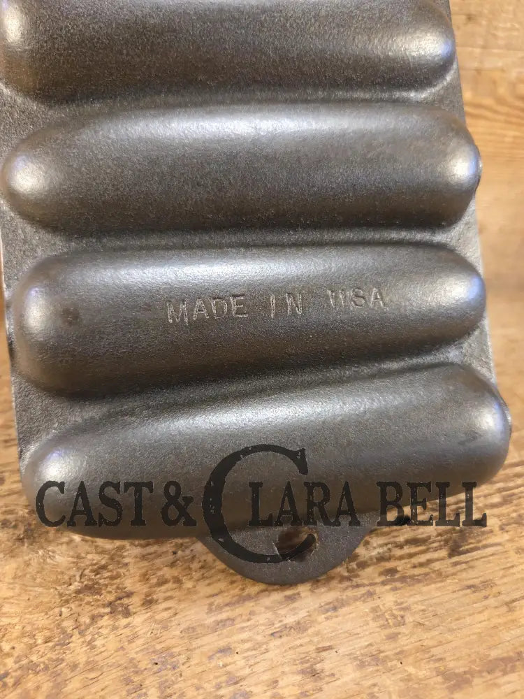 GREAT gift idea! 1950’s Wagner Ware Corn Pone gem pan. Makes wonderful bread sticks & cornbread! SC24 Bakeware