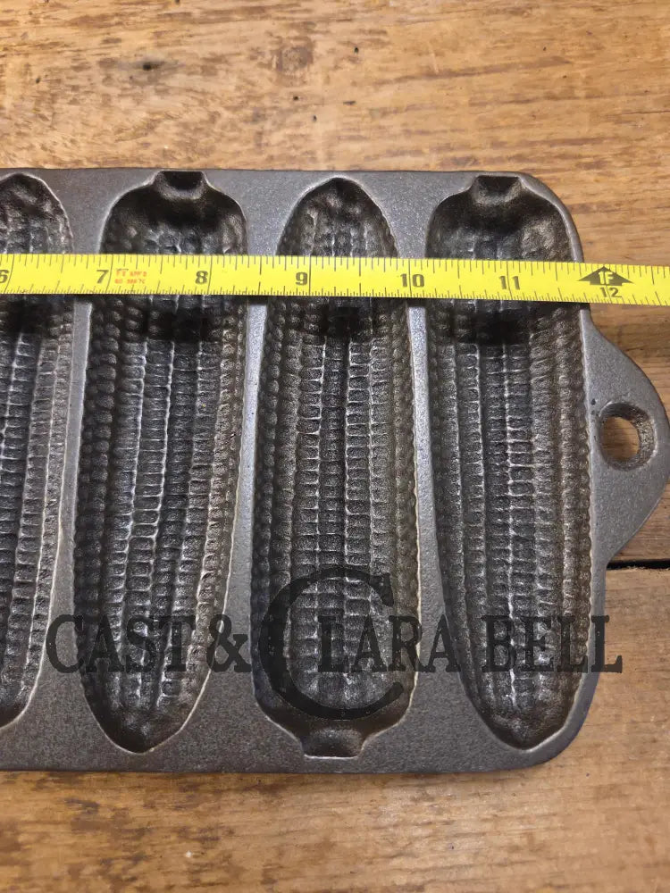 GREAT gift idea! 1950’s Wagner Ware Corn Pone gem pan. Makes wonderful bread sticks & cornbread! SC24 Bakeware