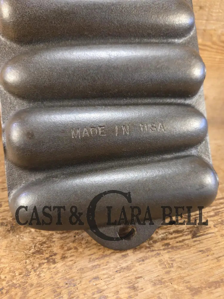 GREAT gift idea! 1950’s Wagner Ware Corn Pone gem pan. Makes wonderful bread sticks & cornbread! SC24 Bakeware