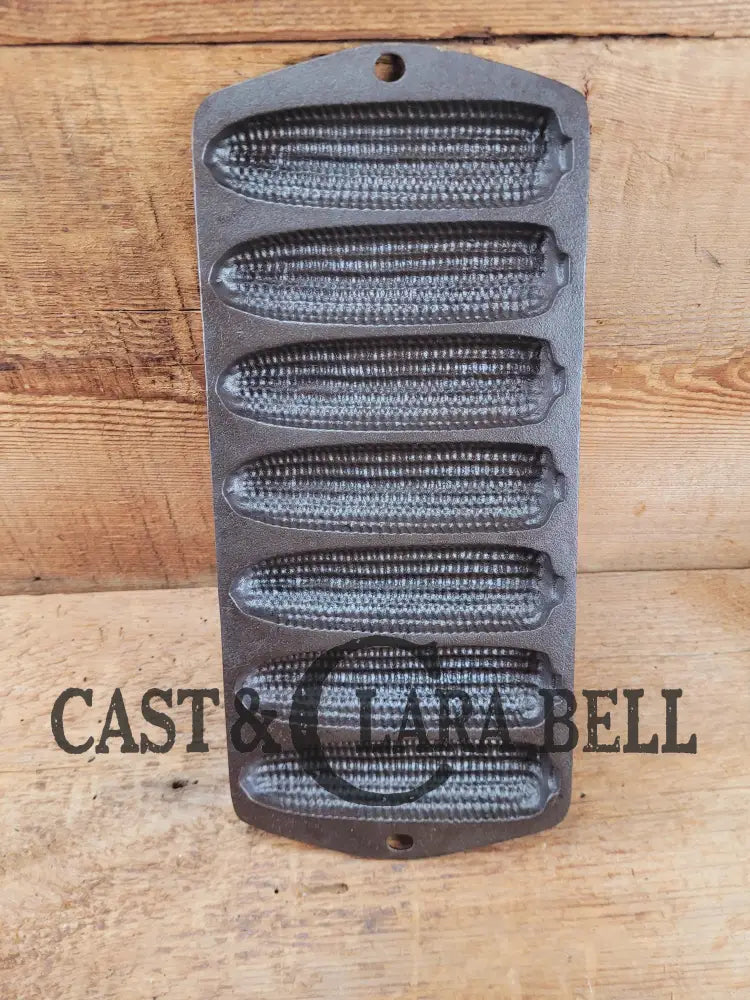 Great Gift Idea! Mid 1900’S Lodge Cornstick ’Corn Pone’ Gem Pan. Makes Wonderful Bread Sticks