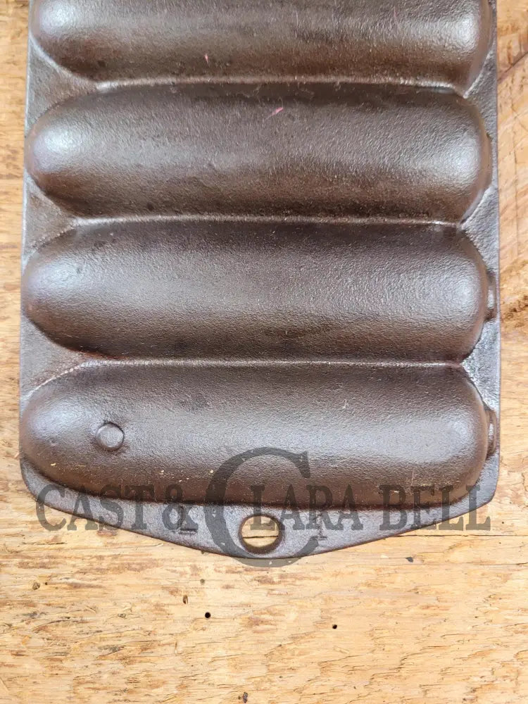 Great Gift Idea! Mid 1900βS Lodge Cornstick βCorn Poneβ Gem Pan. Makes Wonderful Bread Sticks