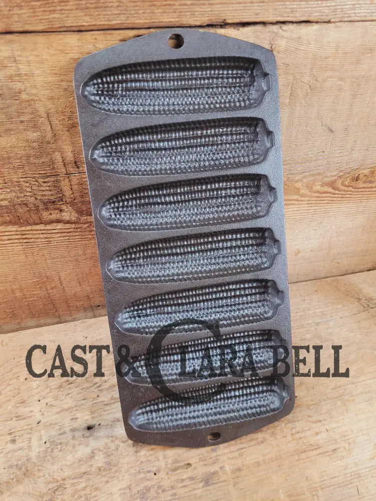 Great Gift Idea! Mid 1900’S Lodge Cornstick ’Corn Pone’ Gem Pan. Makes Wonderful Bread Sticks