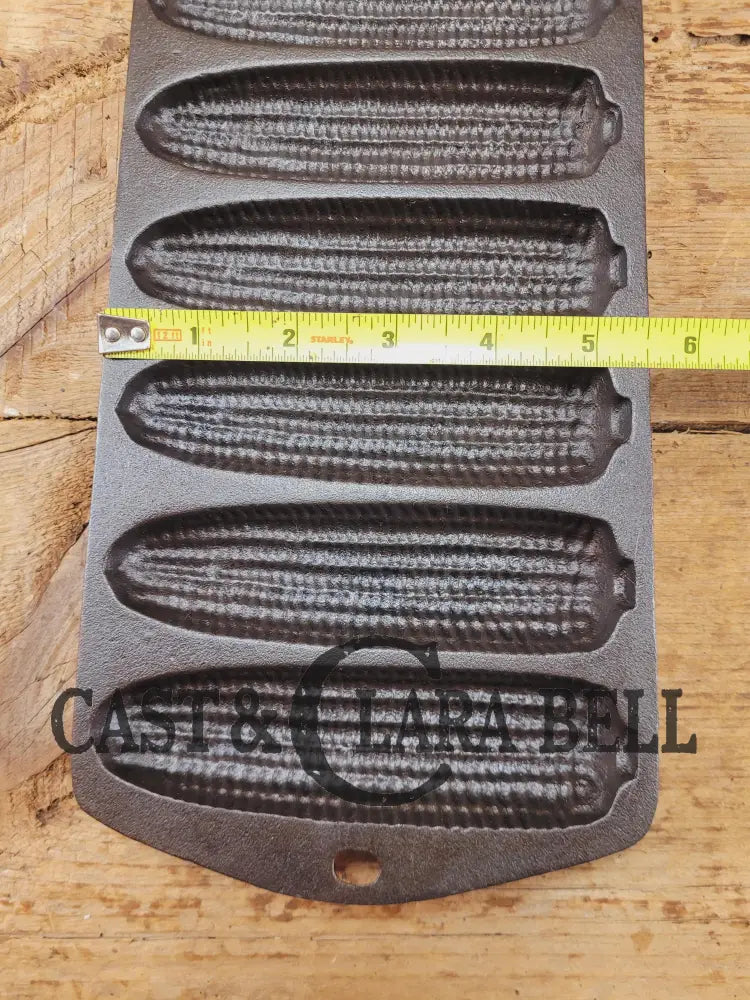 Great Gift Idea! Mid 1900’S Lodge Cornstick ’Corn Pone’ Gem Pan. Makes Wonderful Bread Sticks